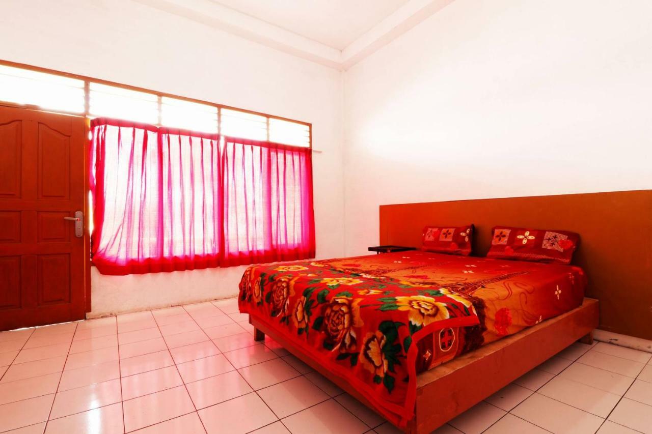 Hotel Sumber Pulo Mas Ambarita Ngoại thất bức ảnh